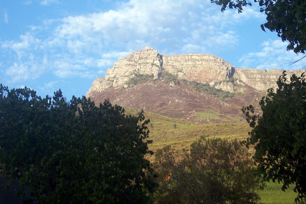 Sonklip&De Kleine Hoop Hotel Stellenbosch Buitenkant foto